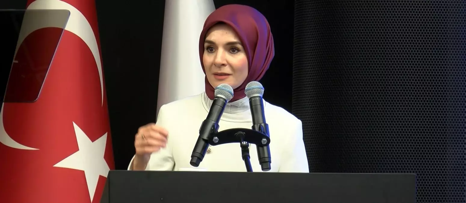 Aile ve Medya Sempozyumu'nda Dijital Çağın Etkileri Tartışıldı
