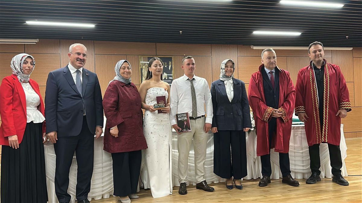Bakan Yardımcısı Yenigün, Genç Çiftin Nikah Törenine Katıldı