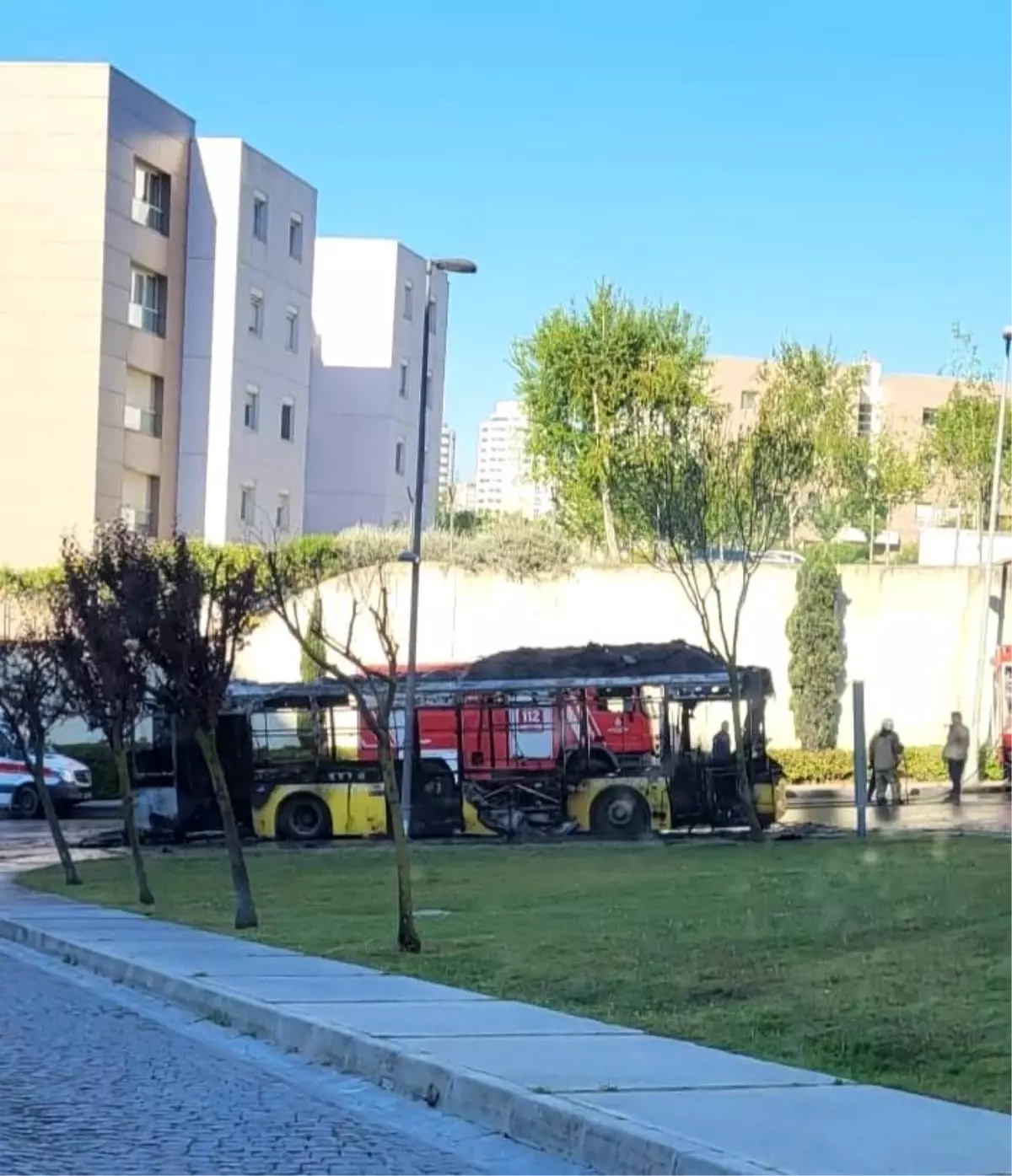 Başakşehir'de İETT Otobüsünde Yangın