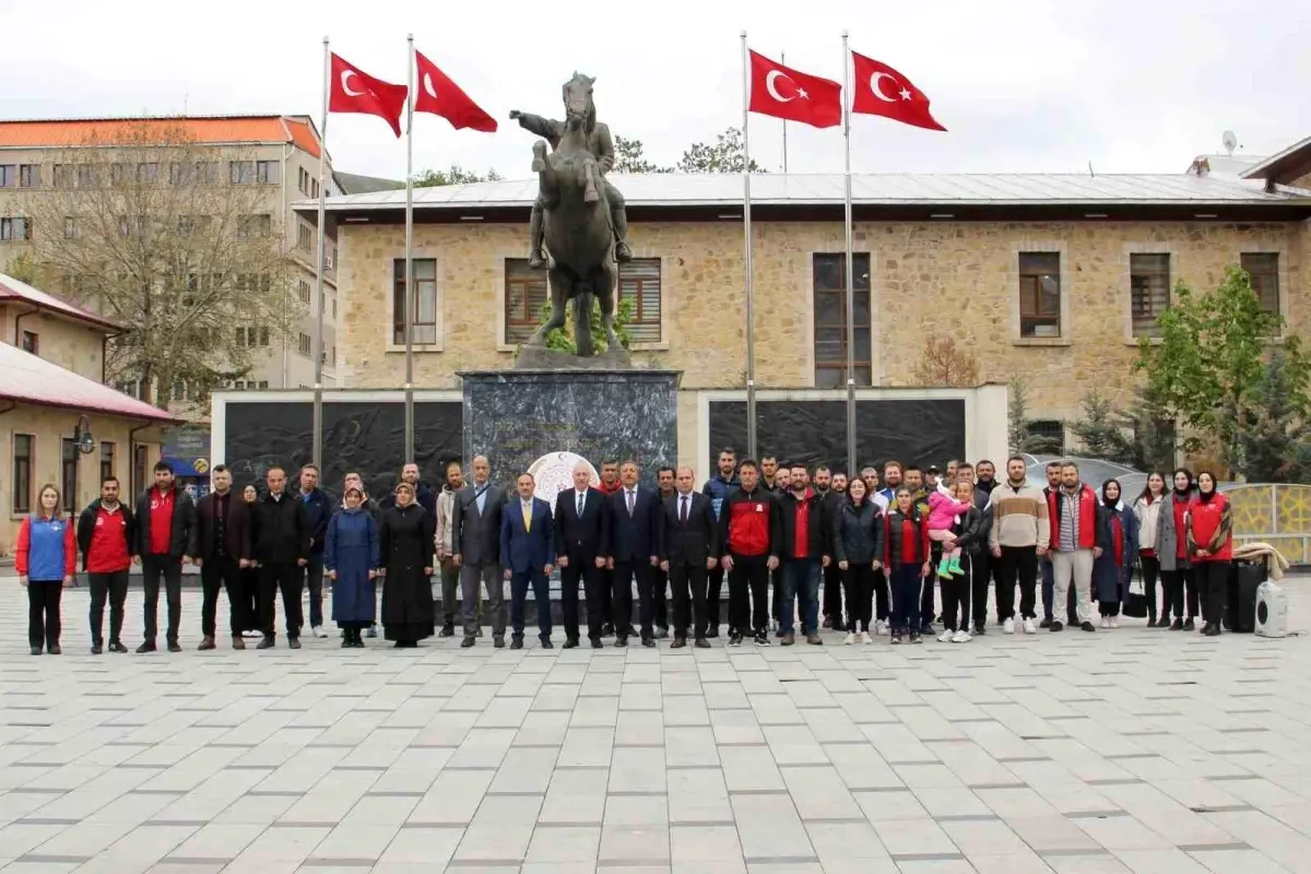Gençlik Haftası Etkinlikleri Bayburt'ta Başladı