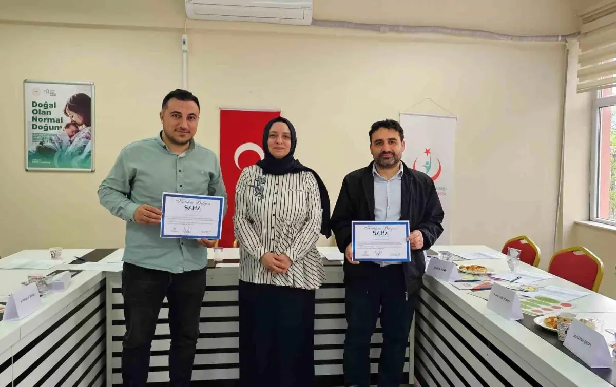 Bitlis'te Medya Mensuplarına 'Sağlık Elçileri' Eğitimi Verildi
