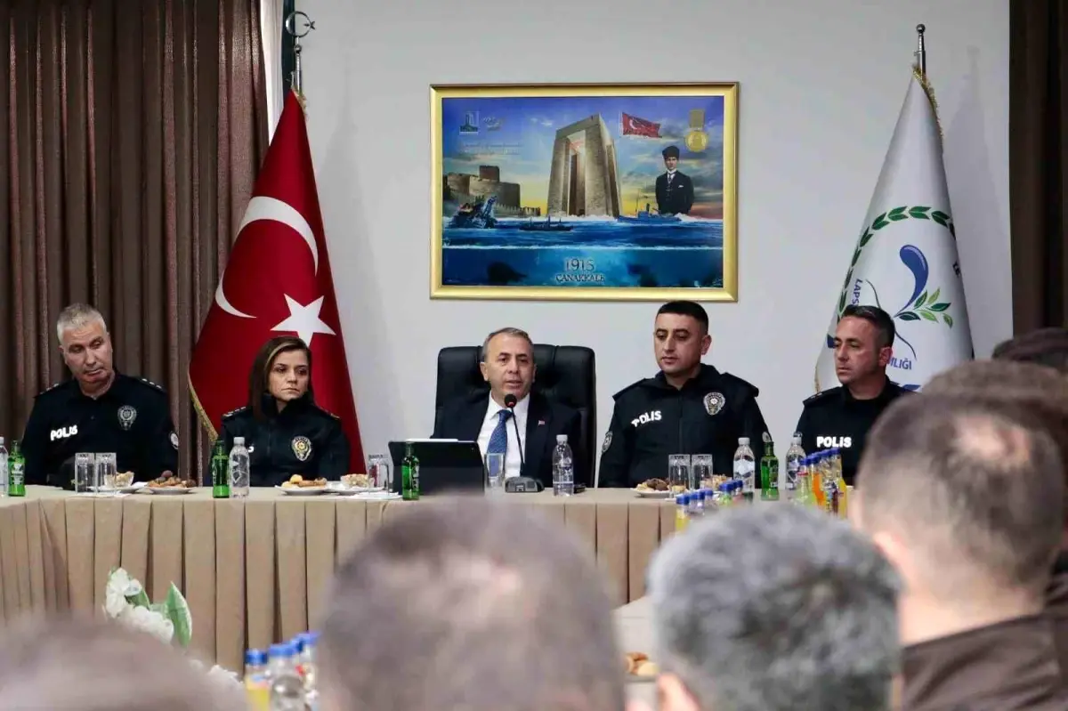 Çanakkale İl Emniyet Müdürü Kenan Kurt, Lapseki’de Ziyaretlerde Bulundu