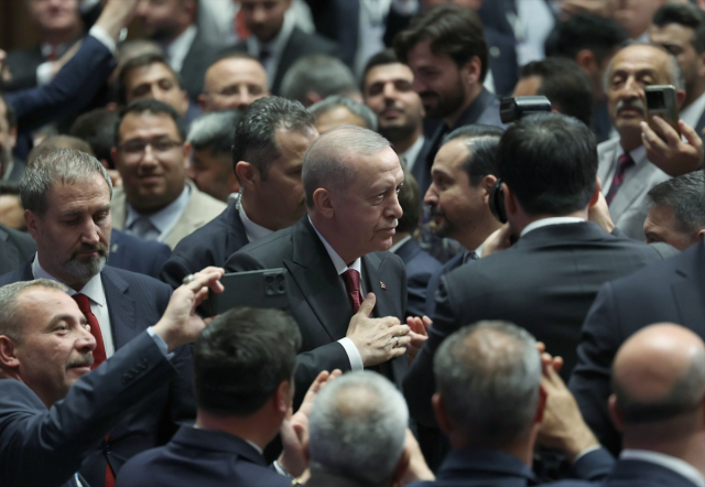 Cumhurbaşkanı Erdoğan'dan salonu ayağa kaldıran sözler: Şehirlerinize döndüğünüzde... Cumhurbaşkanı Erdoğan'dan salonu ayağa kaldıran sözler: Şehirlerinize döndüğünüzde...