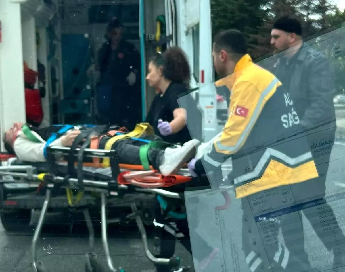 Erzincan'da Trafik Kazası: Motosiklet Sürücüsü Yaralandı