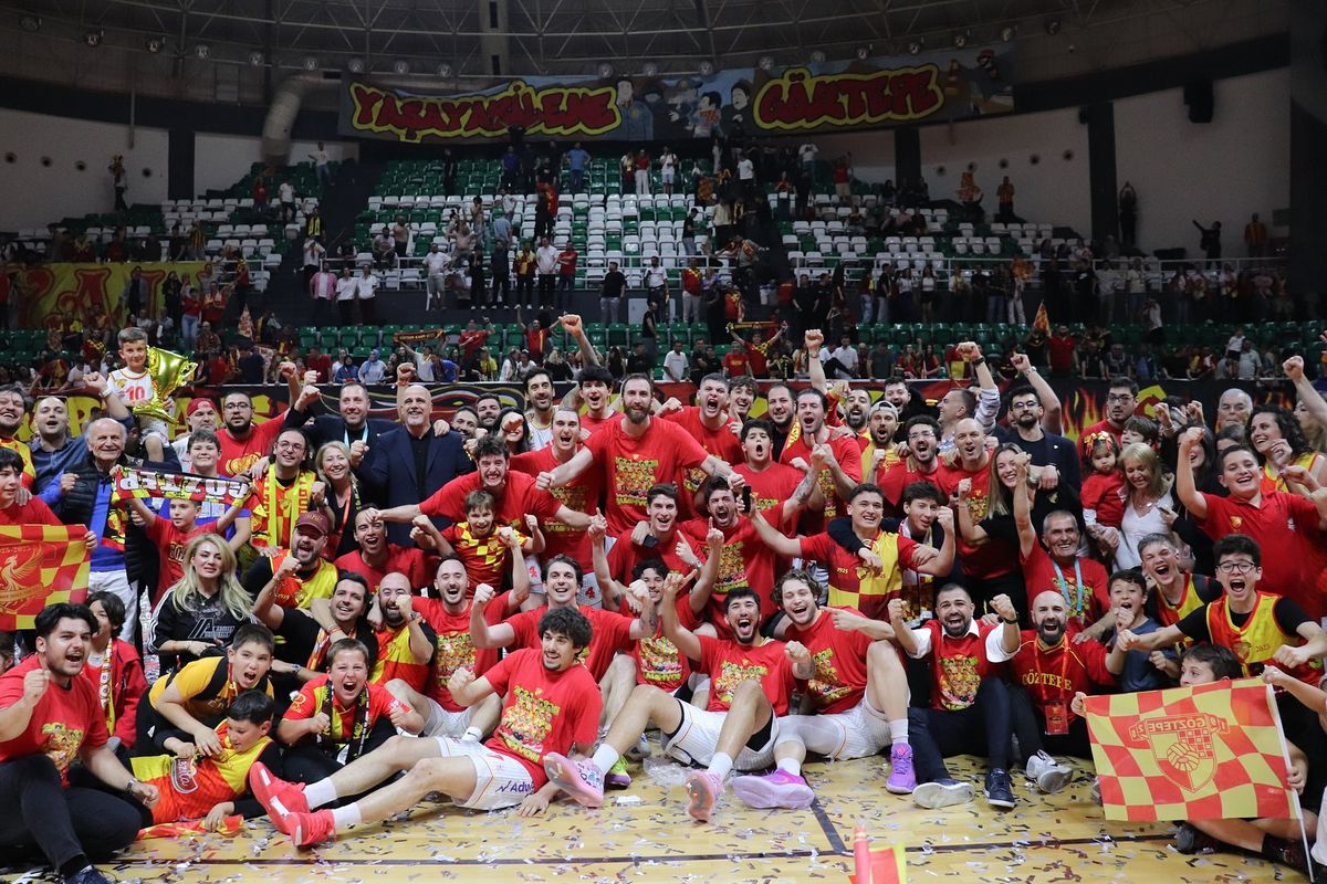 Göztepe 100. Yılında Üçüncü Kupa Hedefine Ulaşarak Tarih Yazdı