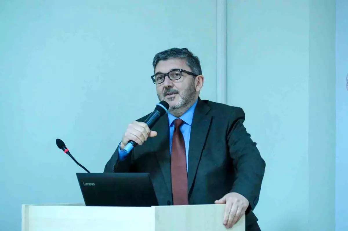 BŞEÜ'de İİBF Mezunları ile Kariyer Günleri Başladı