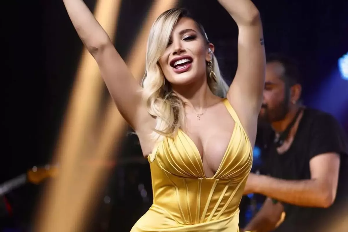 İrem Derici'den sevgilisine şaşırtan teklif