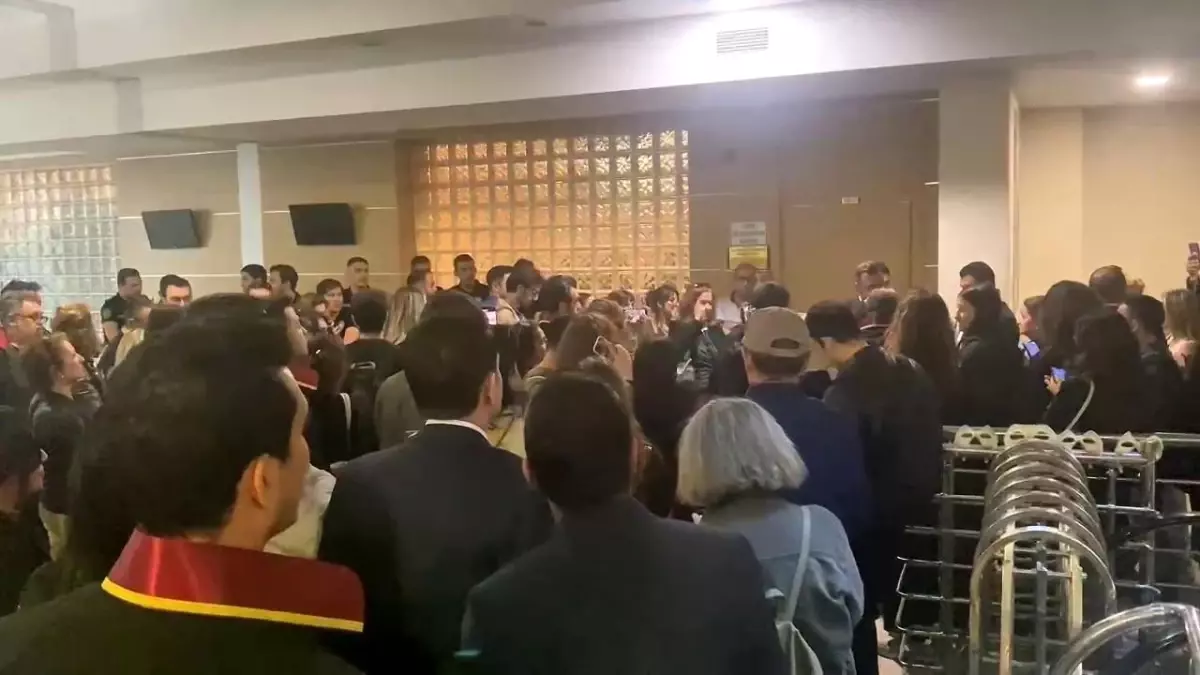 Kadıköy'deki Gençlik Etkinliğinde Tutuklanan Gençler Tahliye Edildi