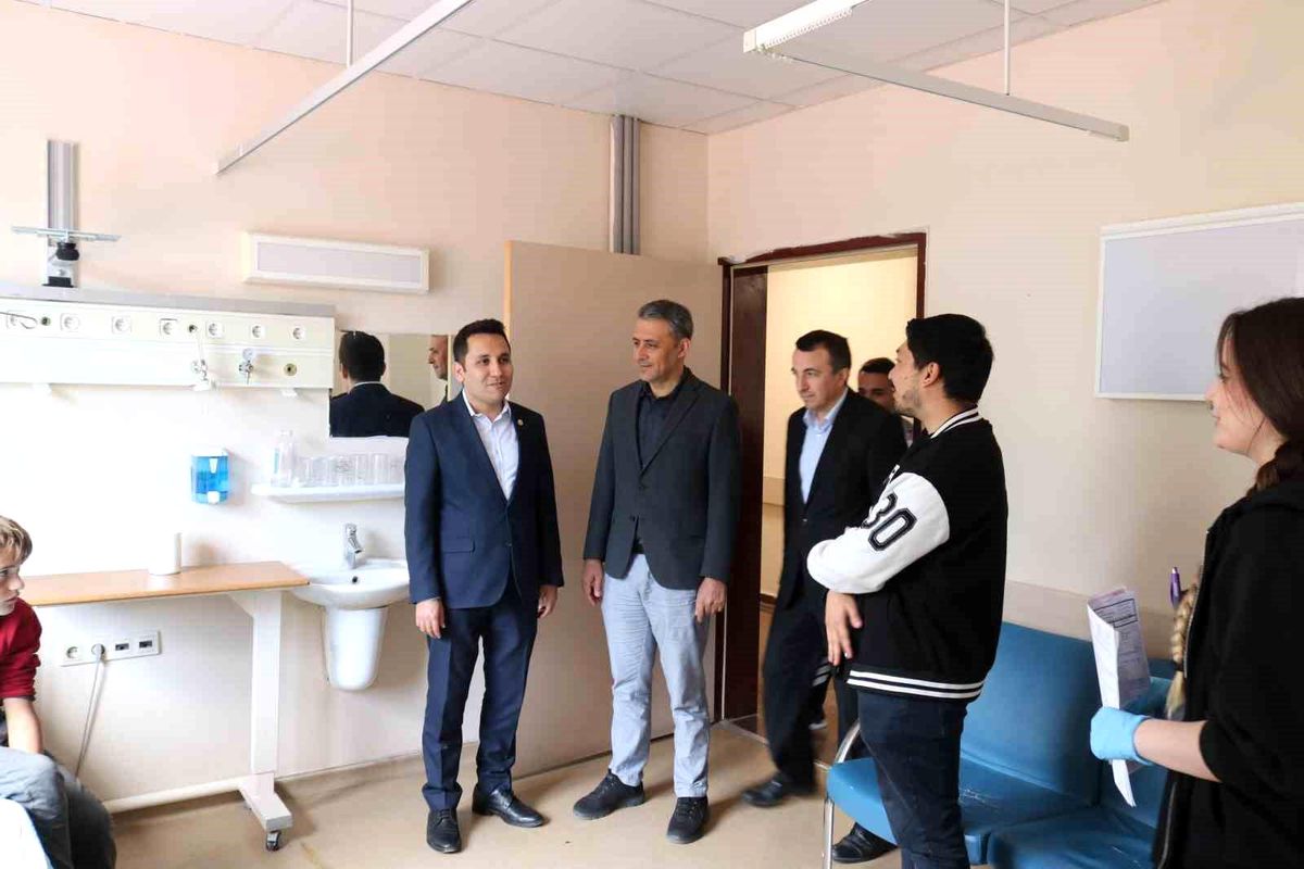 İhsaniye Kaymakamı Bildirici, Eğitim ve Sağlık Etkinliklerine Katıldı