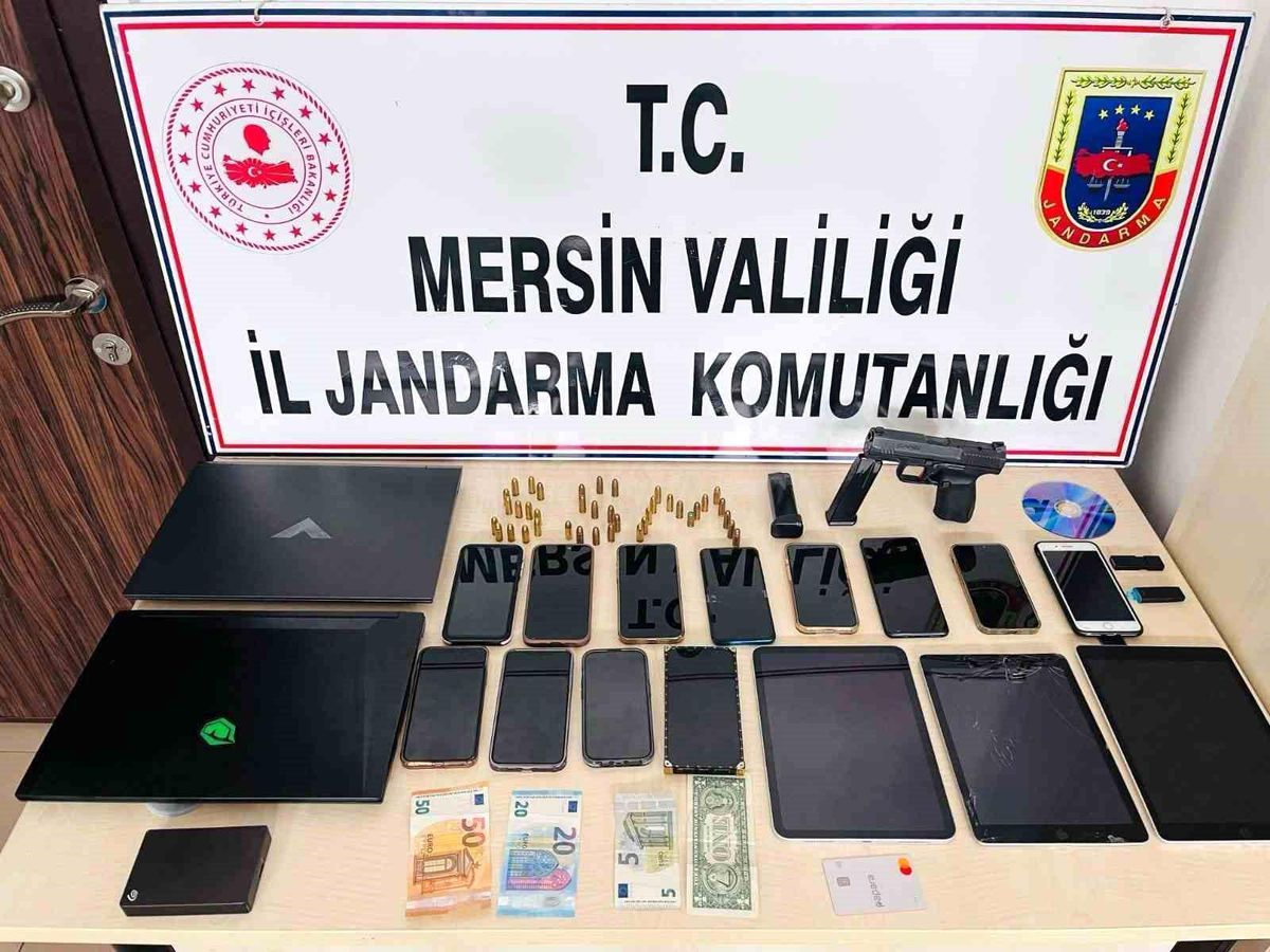 Mersin'de Kişisel Verileri Ele Geçiren Suç Örgütüne Operasyon: 7 Şüpheli Yakalandı