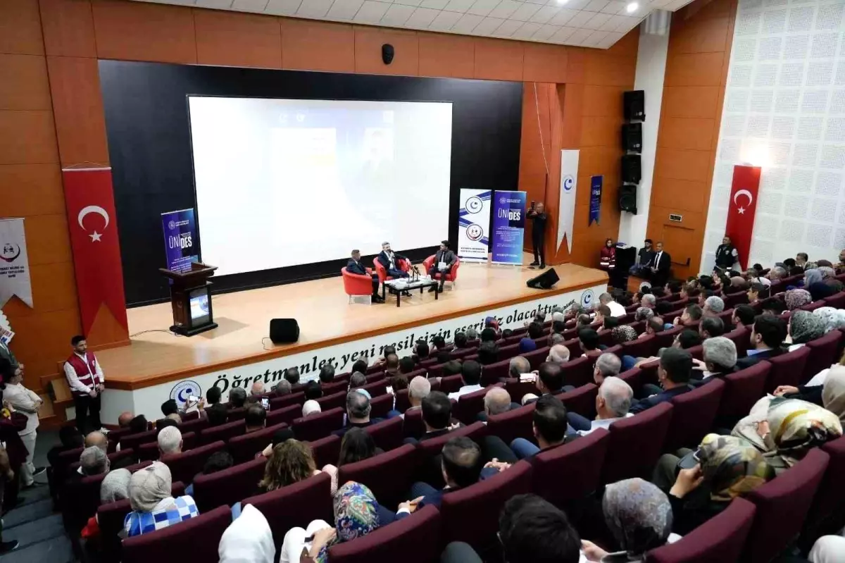 Adıyaman Üniversitesi'nde Tecrübe Paylaşım Programı Düzenlendi