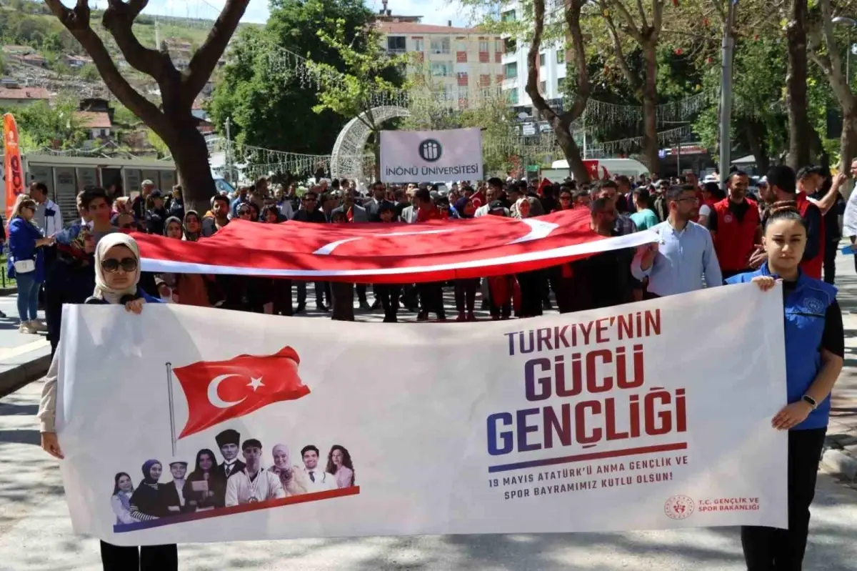 Malatya'da Gençlik Haftası Coşkuyla Başladı