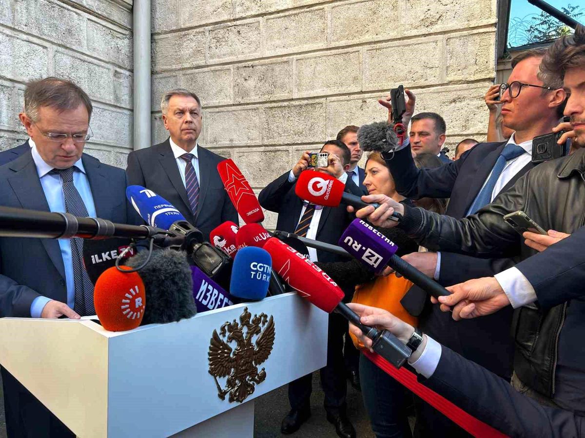 Rusya, Ukrayna İhtilafını Çözmek İçin İstanbul'da Müzakere Yapacak
