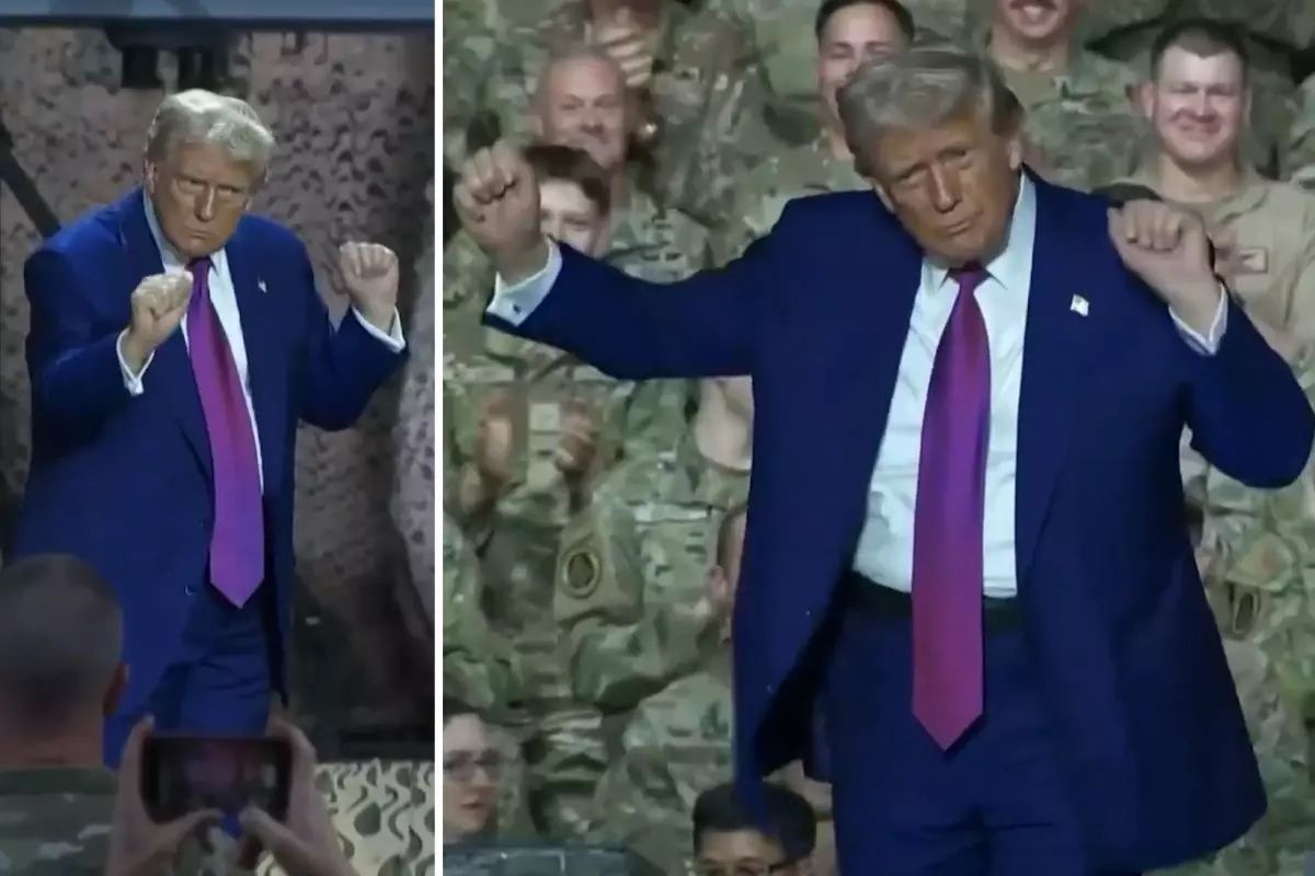 Trump Katar'daki ABD askerlerine moral vermek için dans etti