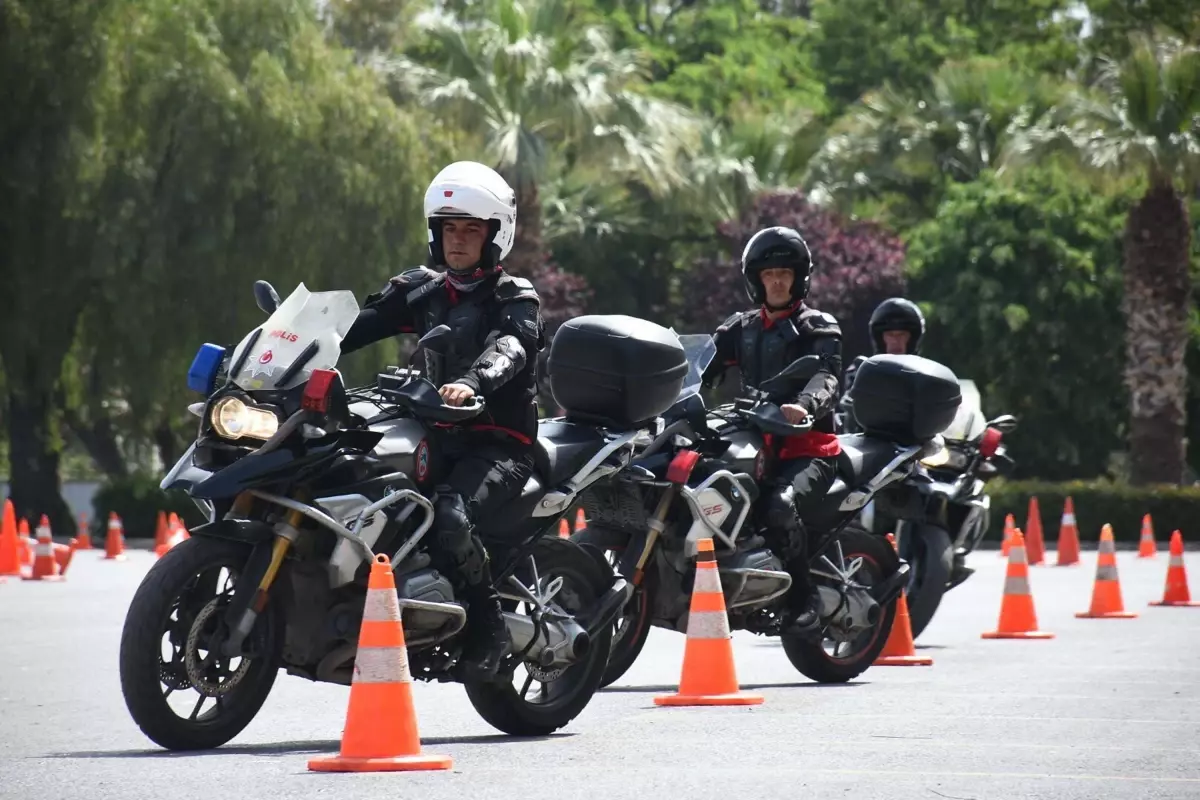 Ege Bölgesi'nde Motosikletli Polis Timleri Eğitimi Başladı