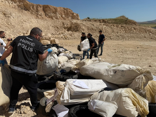 2 tons of drugs were destroyed by burning