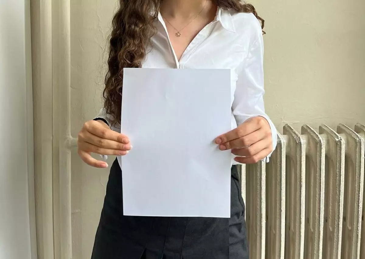 Sosyal Medya ve Zayıflık Yarışı: Gençlerin Psikolojik Sağlığı Tehdit Altında