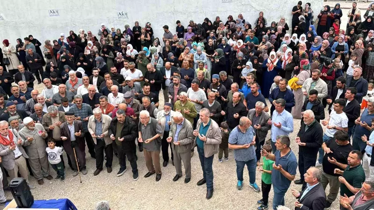 Amasya'da Hacı Adayları Kutsal Topraklara Uğurlandı