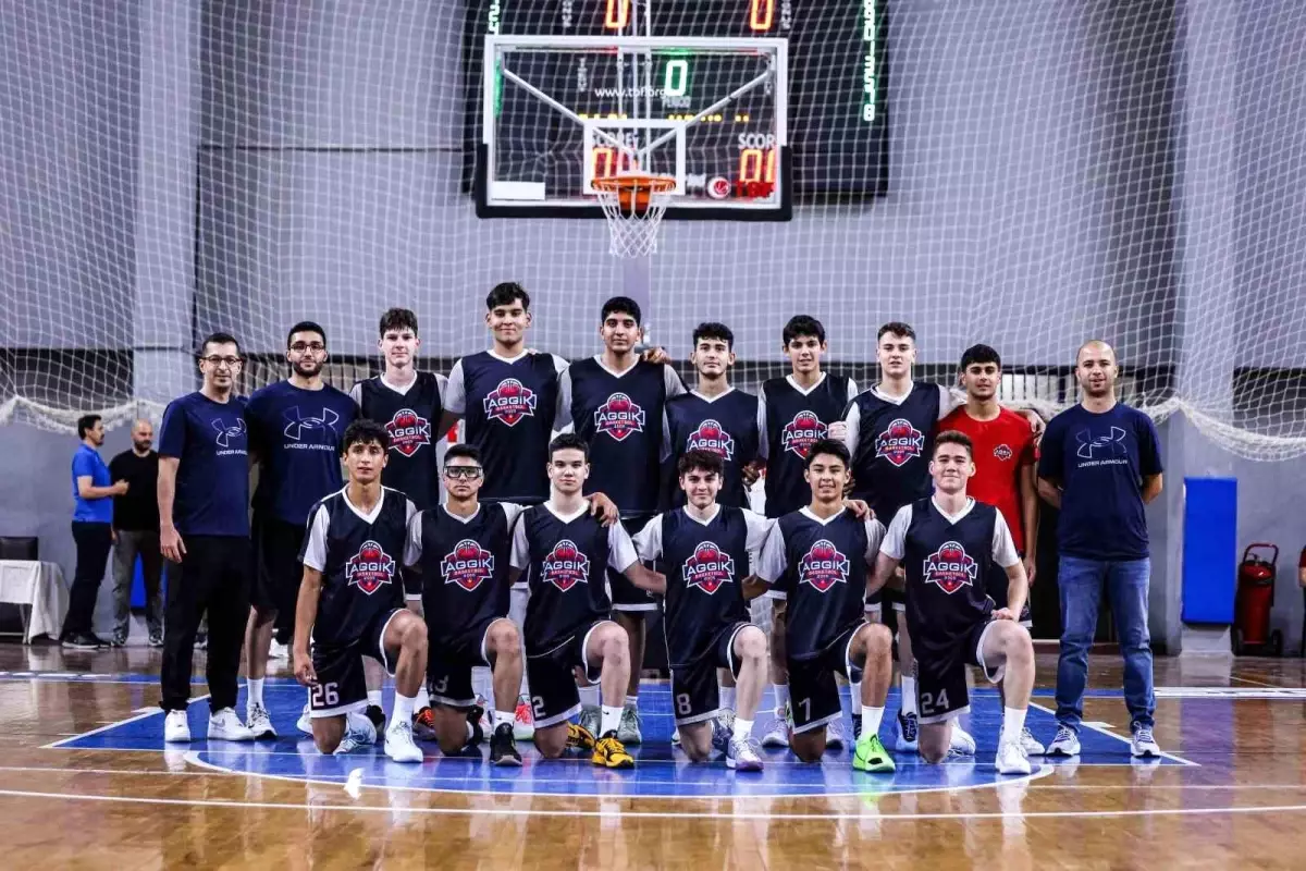 U16 Türkiye Şampiyonası'nda Antalya Gelişim Gençlik 3. Oldu