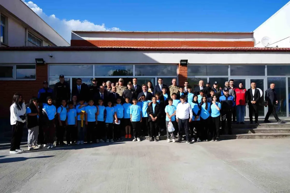 Erzincan'da 'Değer Erzincan Projesi' ile Gençlere Spor ve Manevi Değerler Eğitimi