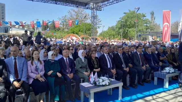 Gaziantep Büyükşehir Belediyesi'nden Aile Festivali! Bakan Göktaş da katıldı Gaziantep Büyükşehir Belediyesi'nden Aile Festivali! Bakan Göktaş da katıldı