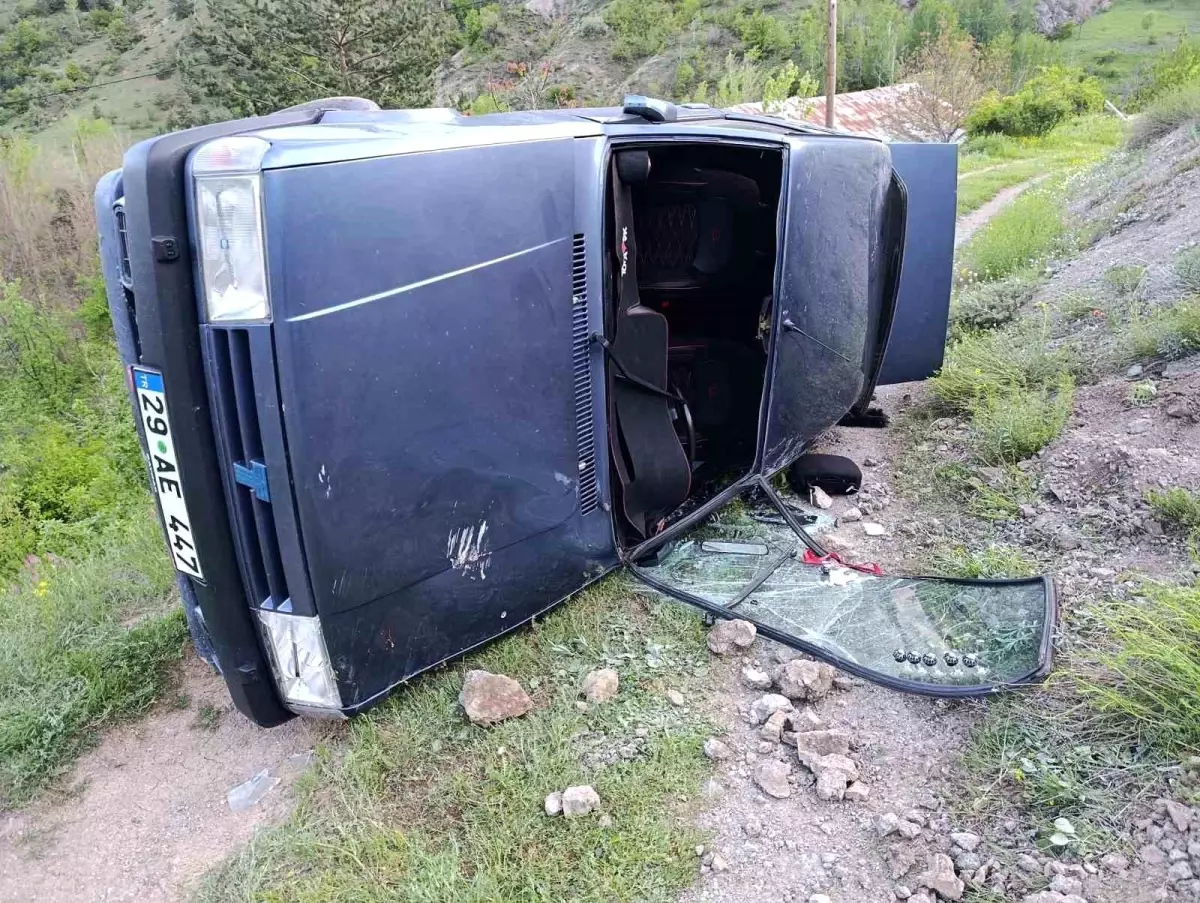 Gümüşhane'de Otomobil Kazası: 4 Yaralı
