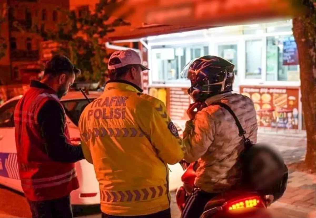 Isparta'da Asayiş ve Trafik Denetimi: 246 Şahıs Kontrol Edildi