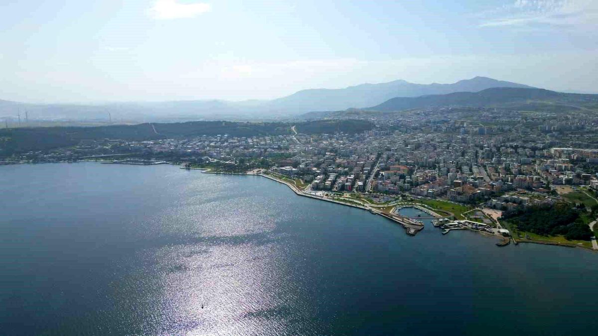 İzmir'de Konut Satışları Yüzde 63,9 Arttı