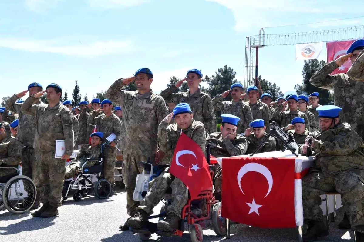 Özel Gereksinimli Bireylerden Temsili Askerlik Töreni