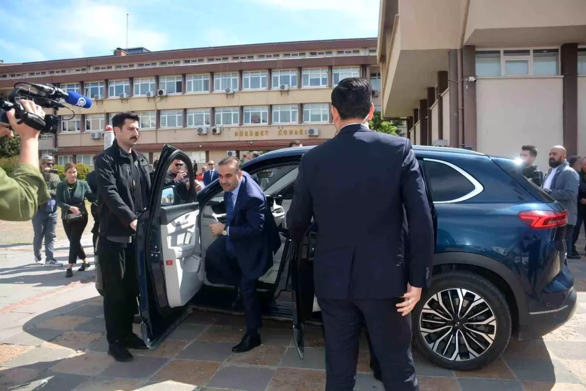 Sanayi ve Teknoloji Bakanı Kacır, Sinop'ta Açılışlarda Bulundu