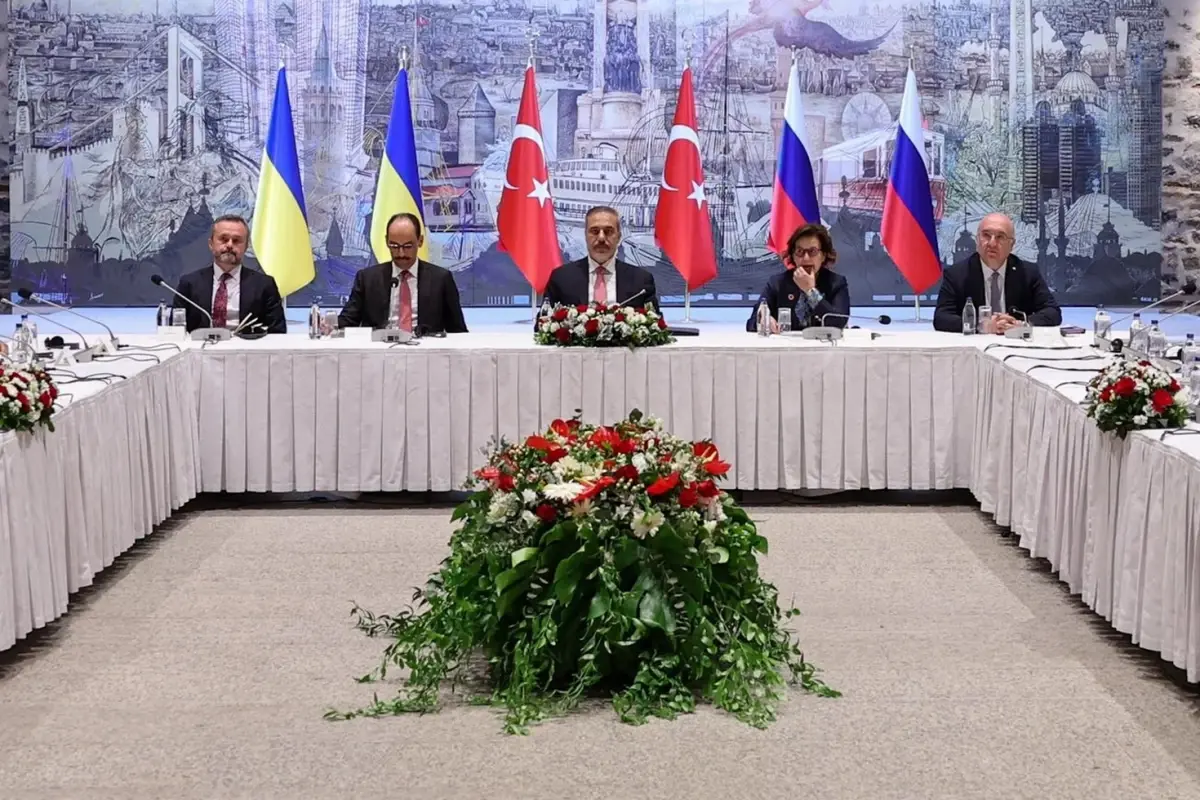 Dolmabahçe'de ikinci görüşme! Bu kez masada Türkiye-Rusya-Ukrayna yer aldı