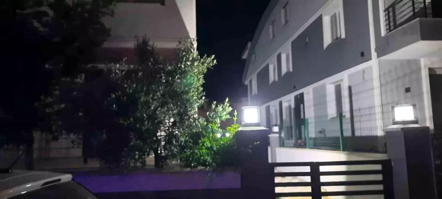 Üçüncü kattan düşen genç mühendis hayatını kaybetti