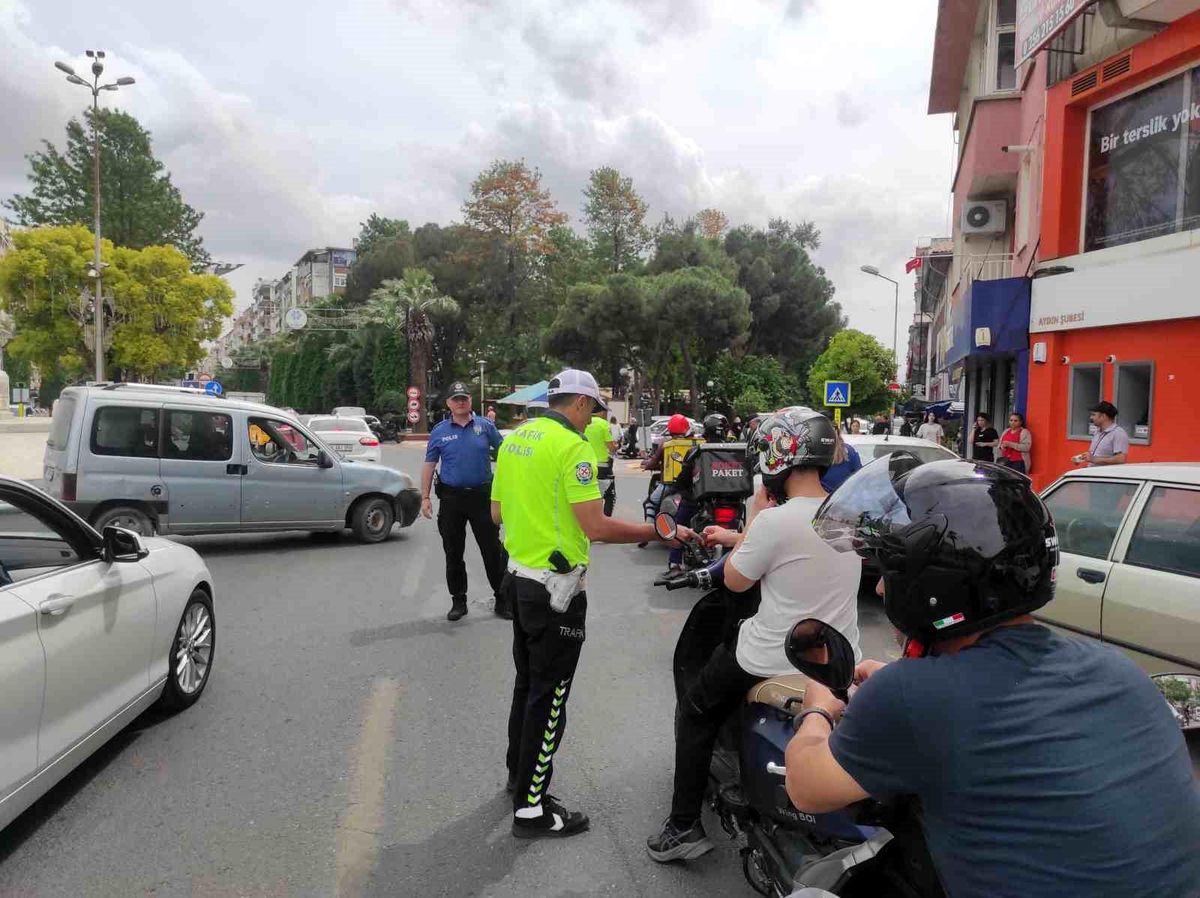 Aydın'da Motosiklet Kazası: Genç Sürücü Ağır Yaralı, Denetimler Sıklaştırıldı