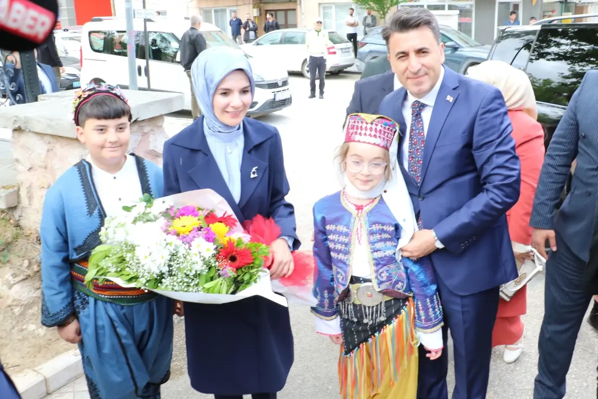 Aile ve Sosyal Hizmetler Bakanı Göktaş Bilecik'te Ziyaretlerde Bulundu