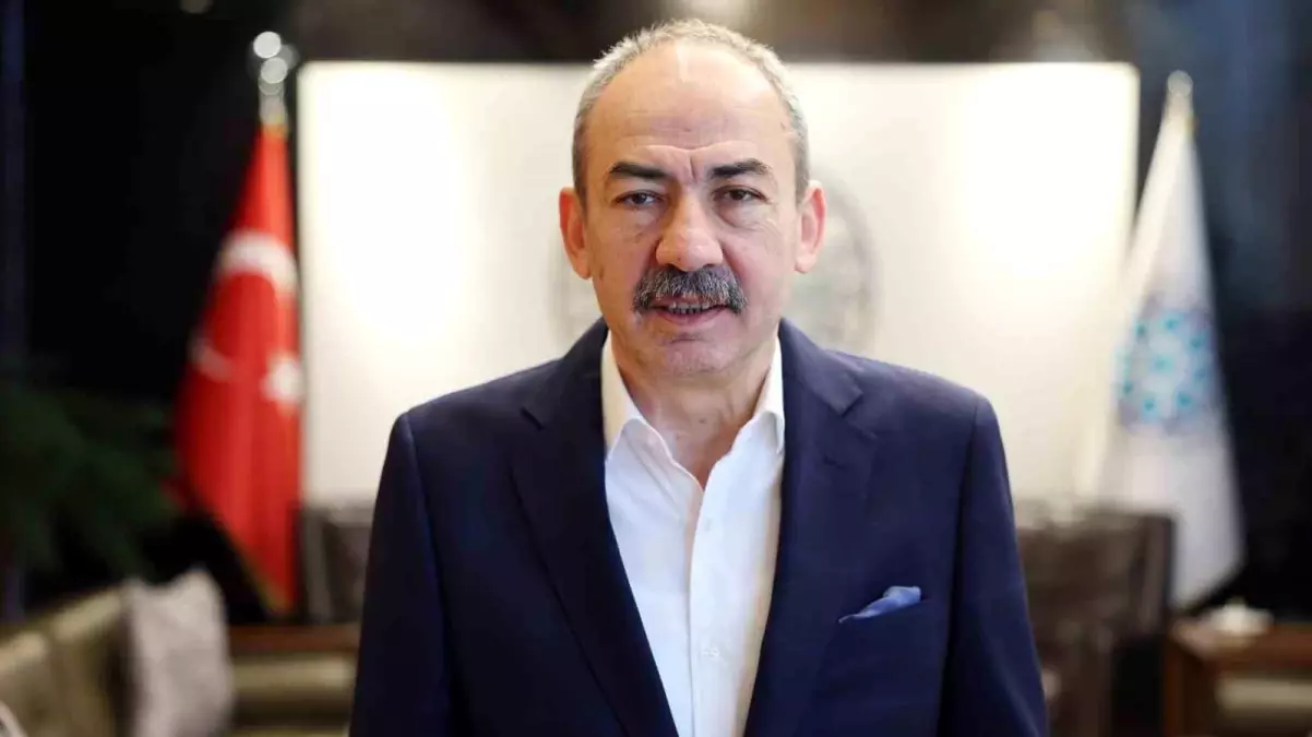 Başkan Gülsoy: '19 Mayıs, kurtuluş mücadelemizin ve bağımsız Türkiye'nin başlangıcıdır'