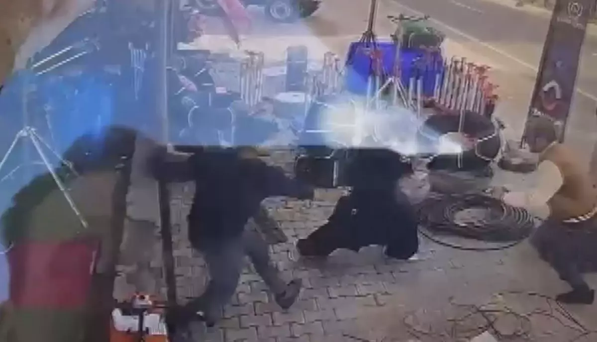 Gümüşhane'de Bıçaklı Saldırı Girişimi Engellendi