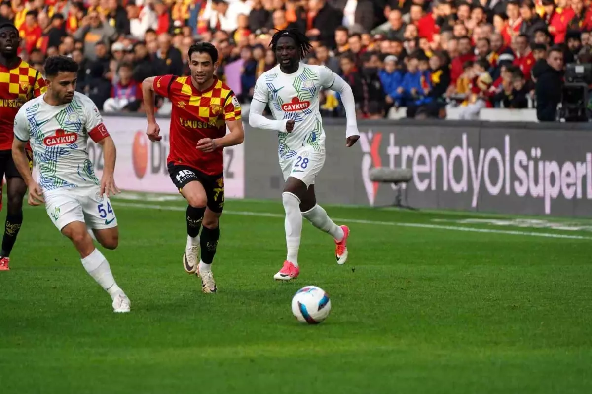 Çaykur Rizespor, Göztepe'yi Ağırlıyor: Süper Lig'deki 14. Randevu