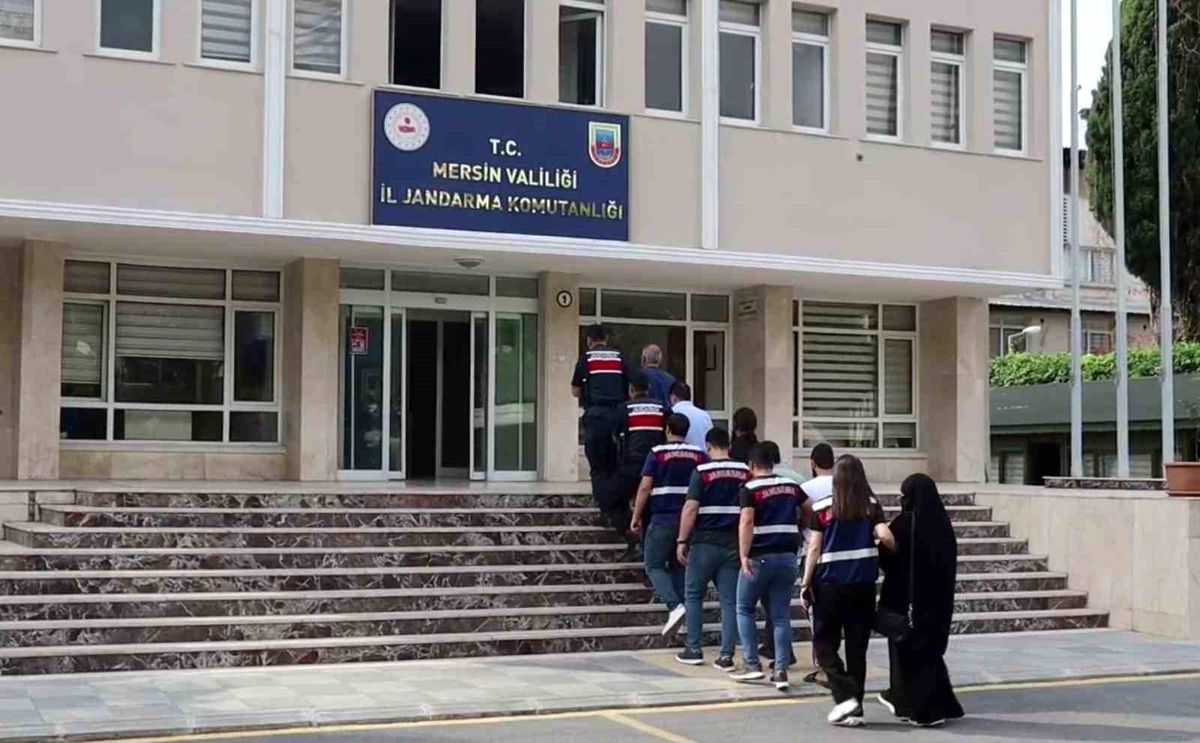 DEAŞ'a Finans Sağlayan 10 Şüpheli Yakalandı