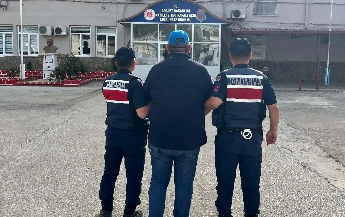 Dolandırıcılık Suçundan Aranan Şahıs Yakalandı