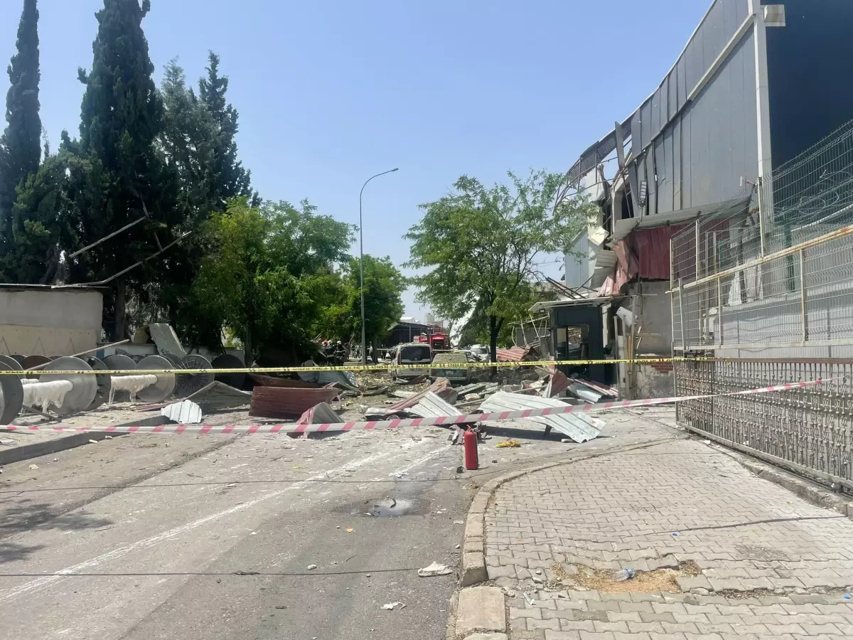Gaziantep'te Halı Fabrikasında Patlama: 7 İşçi Yaralandı