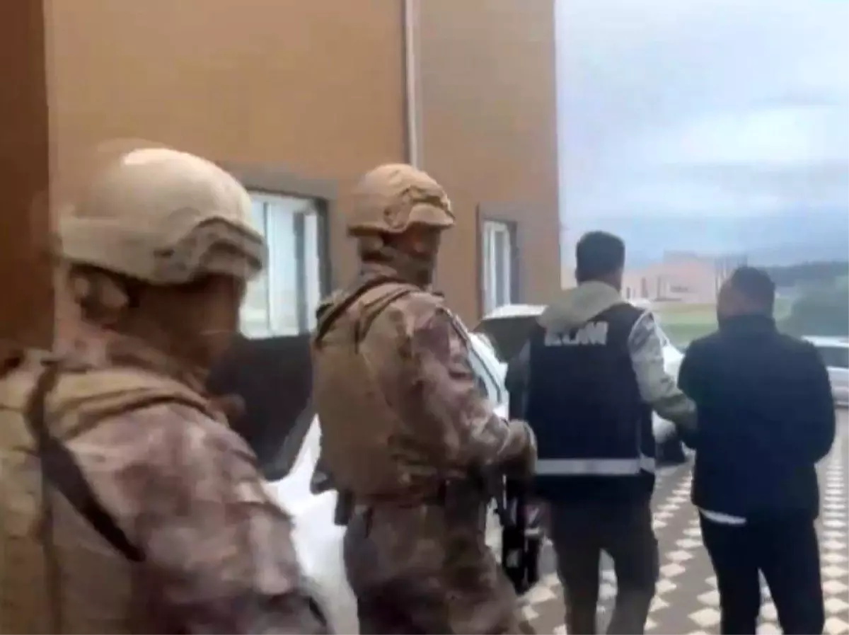 Kahramanmaraş'ta Tefecilere Yönelik Operasyonda 13 Gözaltı
