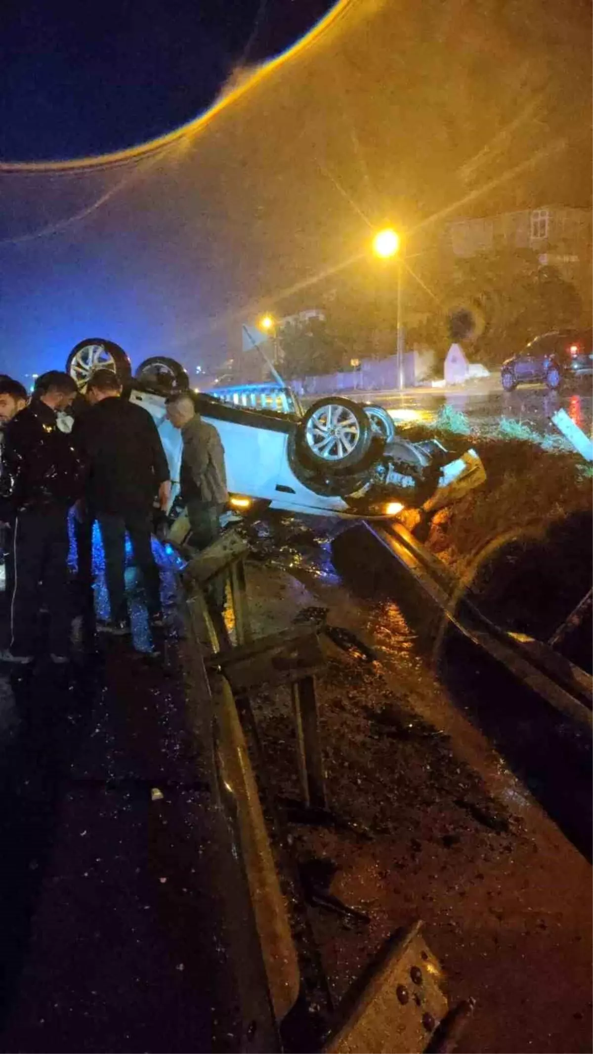 Edirne'de Trafik Kazası: 3 Yaralı