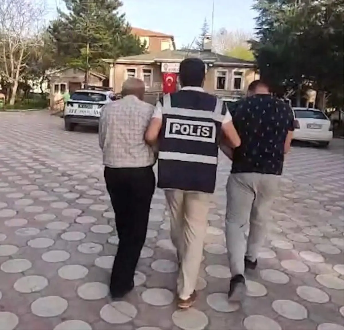 Kayseri'de Köpek Dövüştüren İki Kişi Yakalandı
