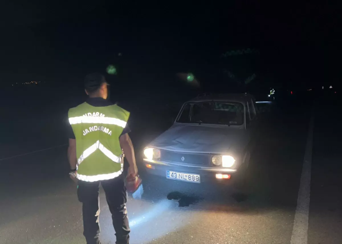 Kütahya'da Yolcuya Çarpan Araç Faciası: Bekir Gül Hayatını Kaybetti