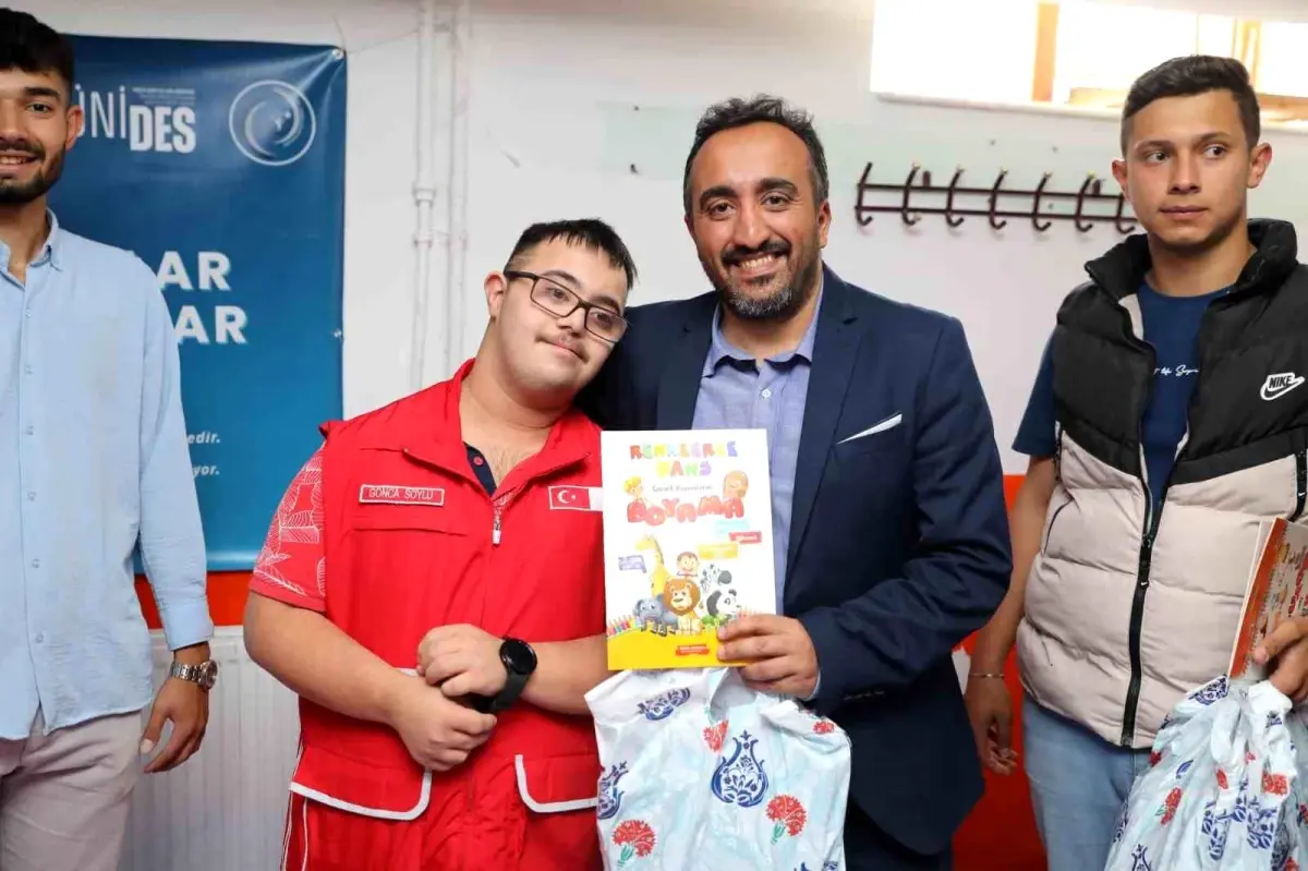 Niğde'de Özel Öğrencilere Yönelik Spor Salonu Açıldı