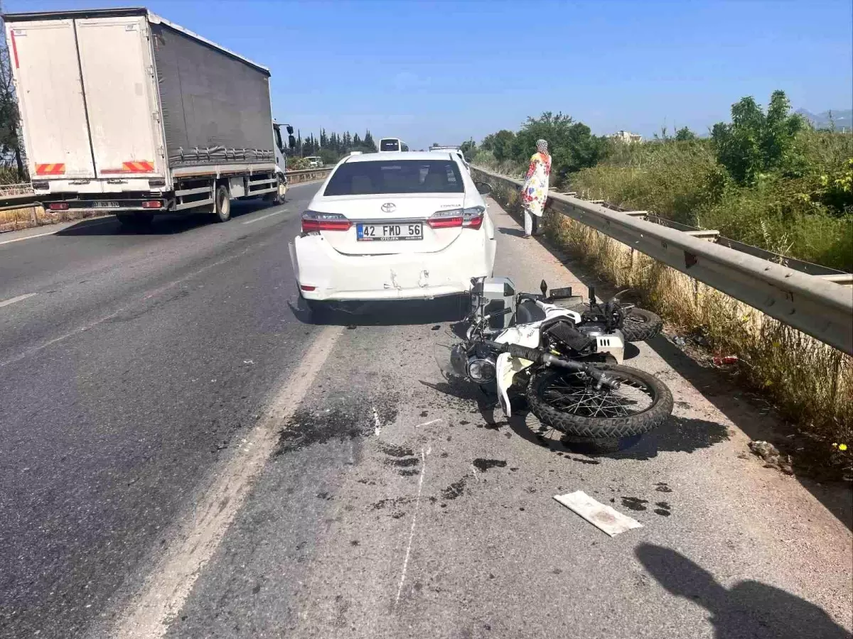 Antalya'da Motosiklet Kazası: Sürücü Hayatını Kaybetti