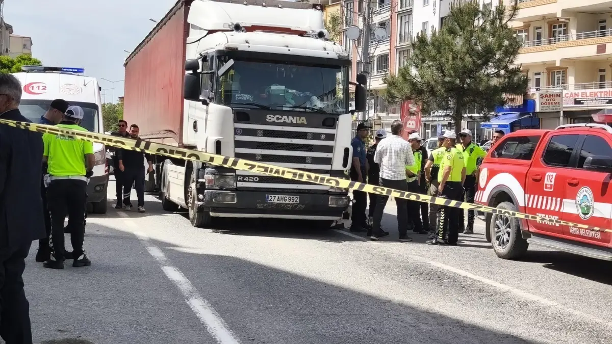 Iğdır'da TIR Çarpması Sonucu 60 Yaşındaki Kadın Hayatını Kaybetti