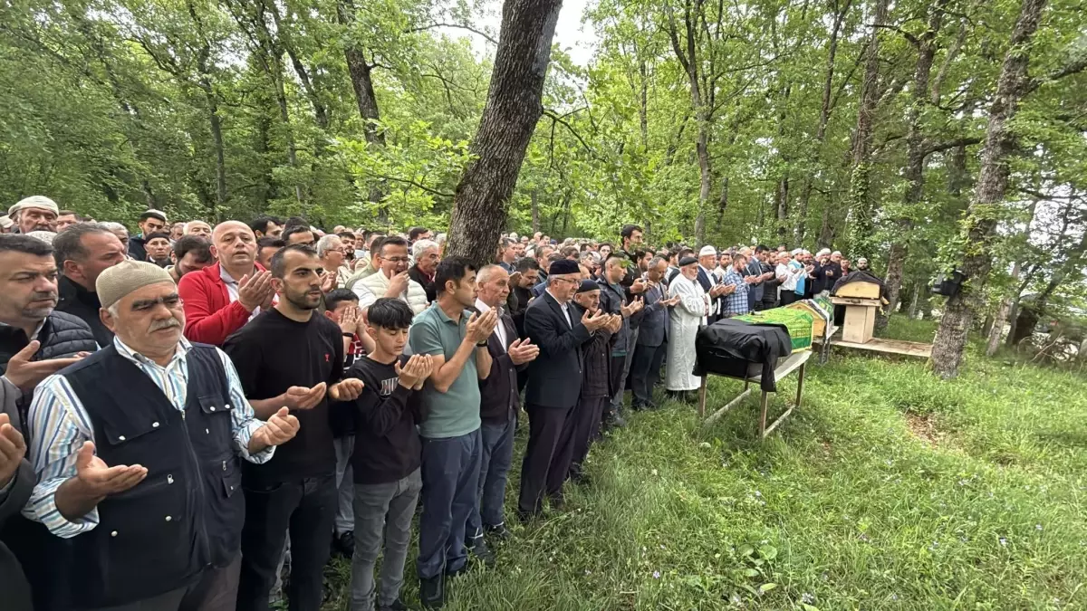 Arazideki Anlaşmazlık Kanlı Bitti: 3 Kişi Hayatını Kaybetti