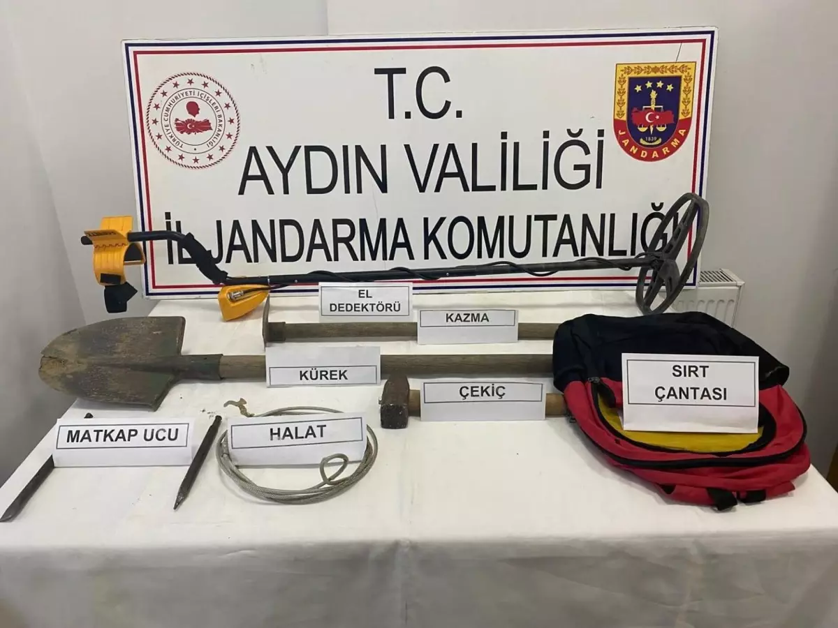 Aydın'da Kaçak Kazı Yapan Üç Şüpheli Suçüstü Yakalandı