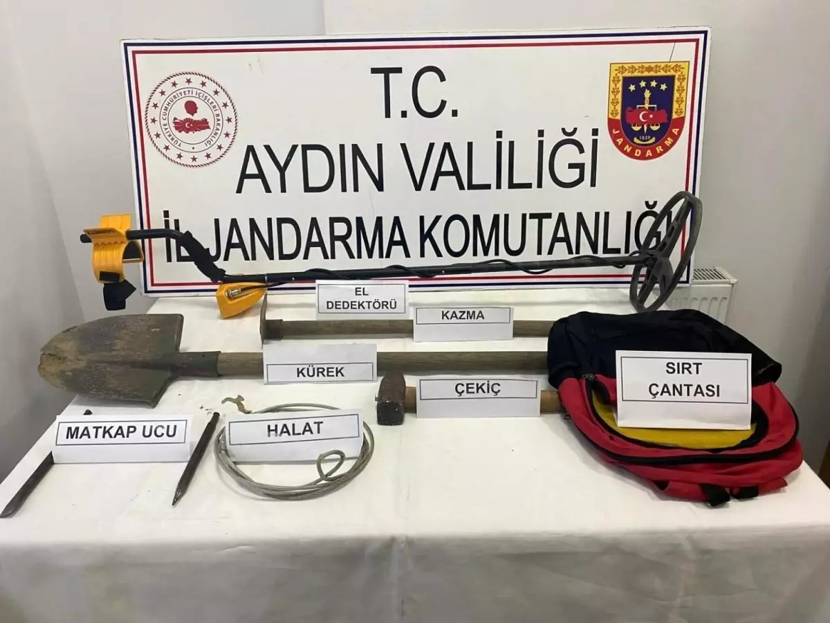 Aydın'da İzinsiz Kazı Yapan 3 Kişi Suçüstü Yakalandı